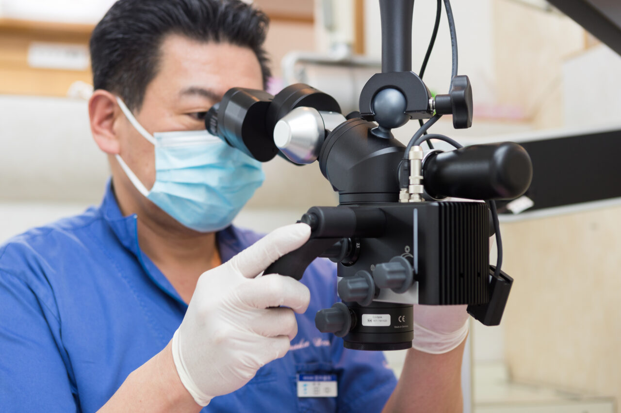 最終的な被せ物の装着